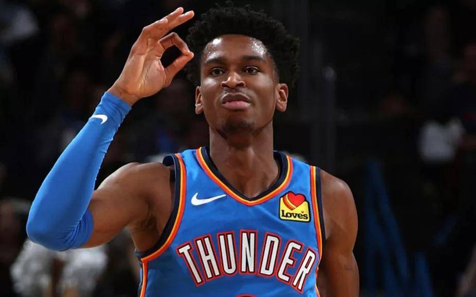 拿下比赛冠 拿下比赛冠