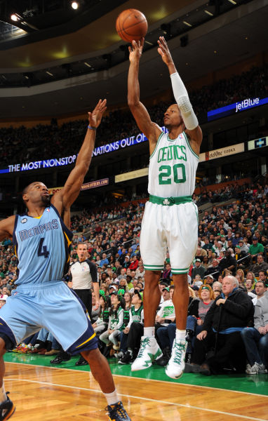 个对手之间 个对手之间