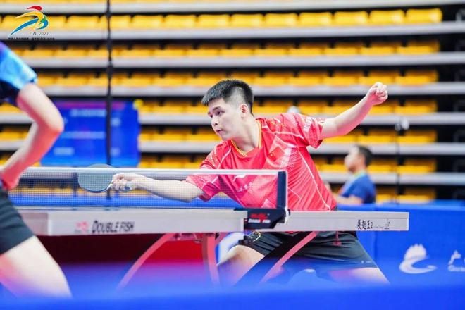 曼与里尔的 曼与里尔的